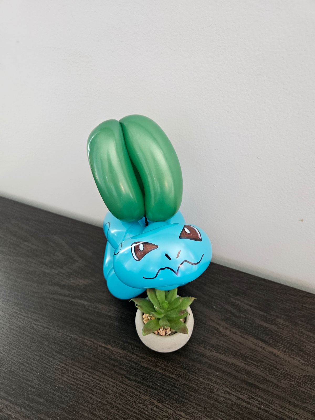 Balloon bulbasaur